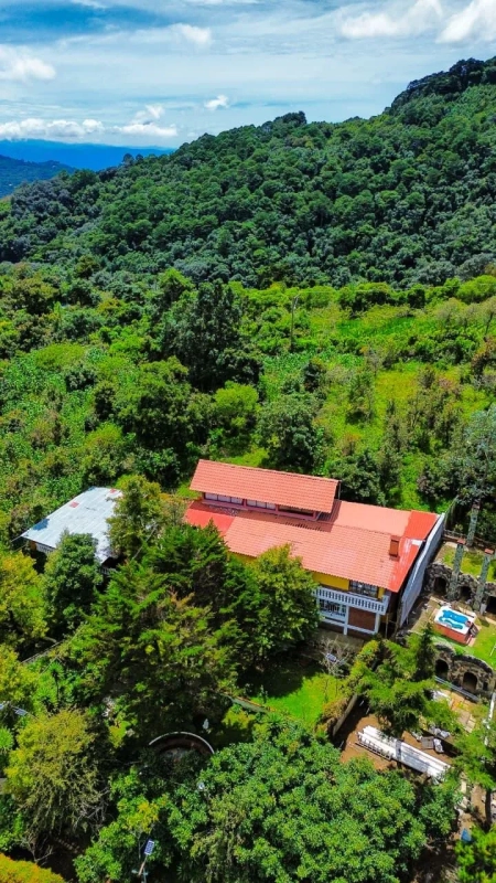 Casa de Campo en venta San Bartolome Milpas Altas
