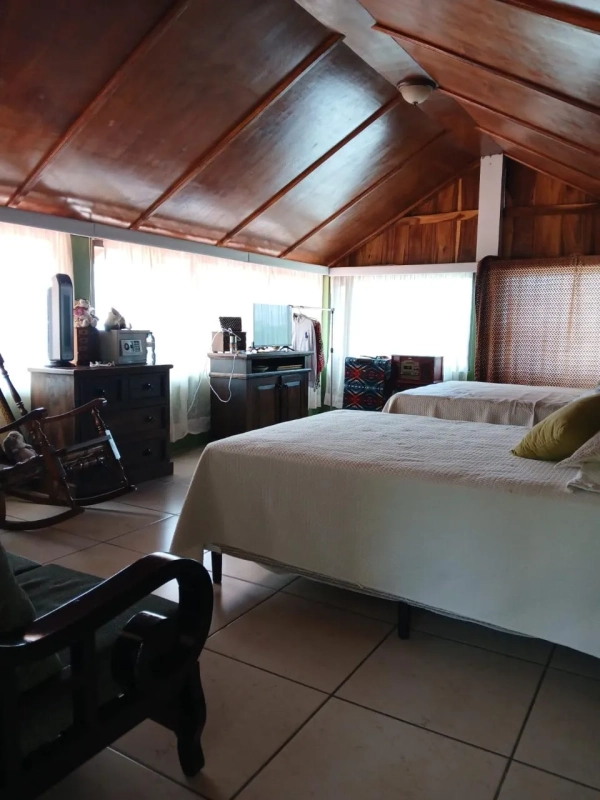 Casa de Campo en venta San Bartolome Milpas Altas