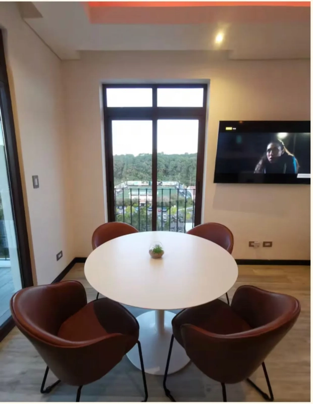 Apto amoblado en renta en LIRIOS DE CAYALÁ zona 16