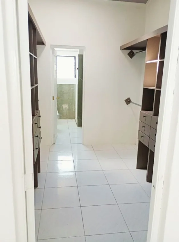 CASA EN VENTA KM 10.5 CARRETERA A EL SALVADOR