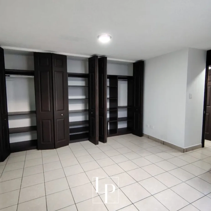 Casa en Venta en Santa Amelia, zona 16