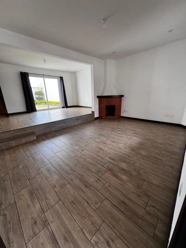 CASA EN VENTA Y/O RENTA EN VILLAS CAPELO KM.22 CAES