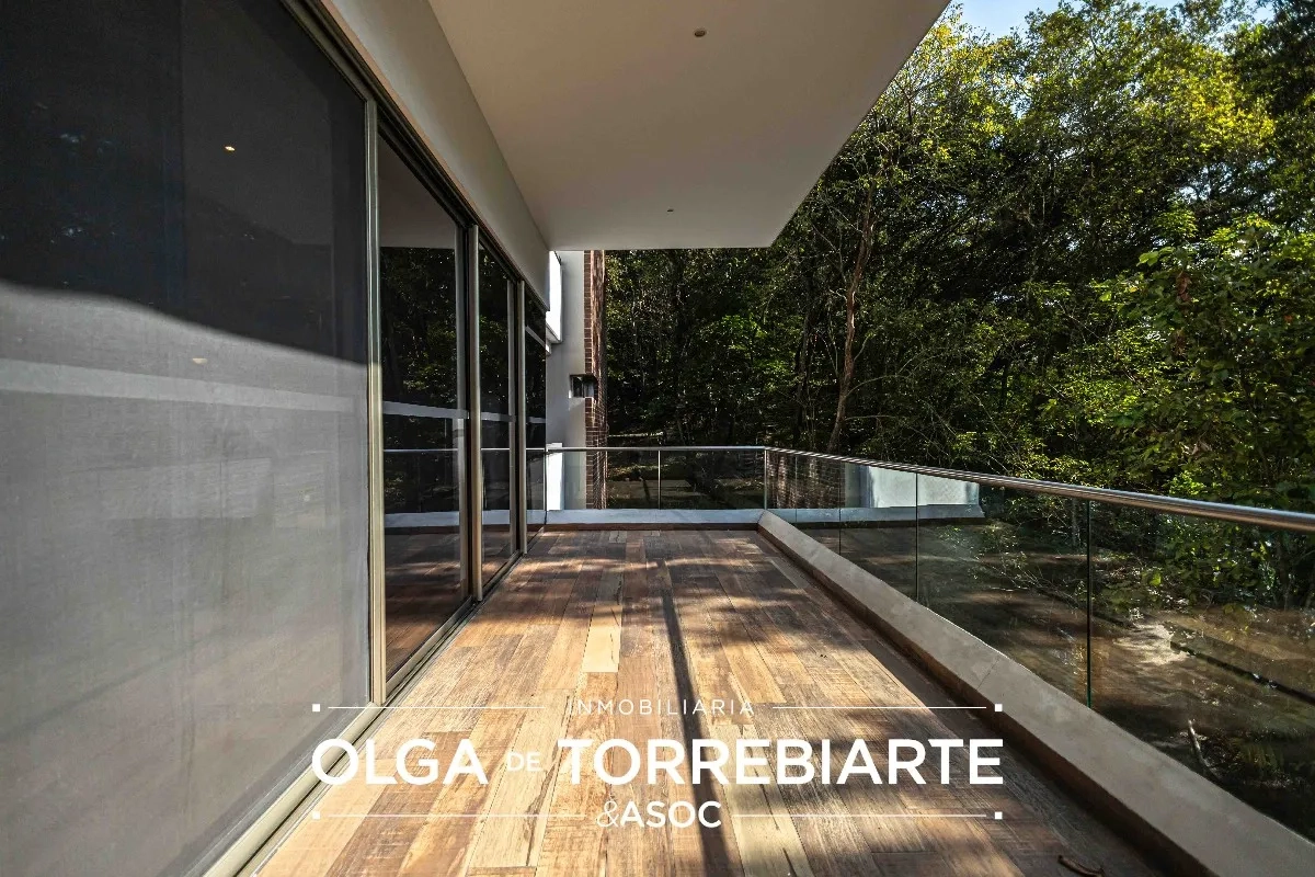 Apartamento en Acantos de Cayalá, zona 16