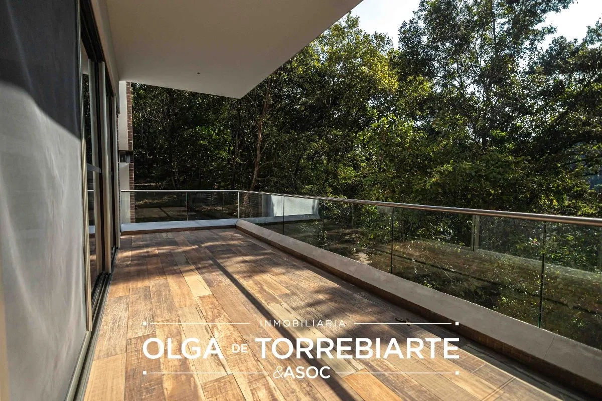 Apartamento en Acantos de Cayalá, zona 16