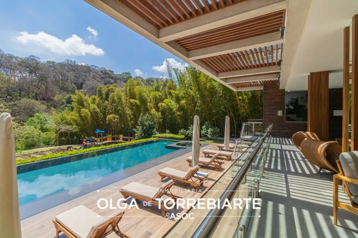 Apartamento en Acantos de Cayalá, zona 16