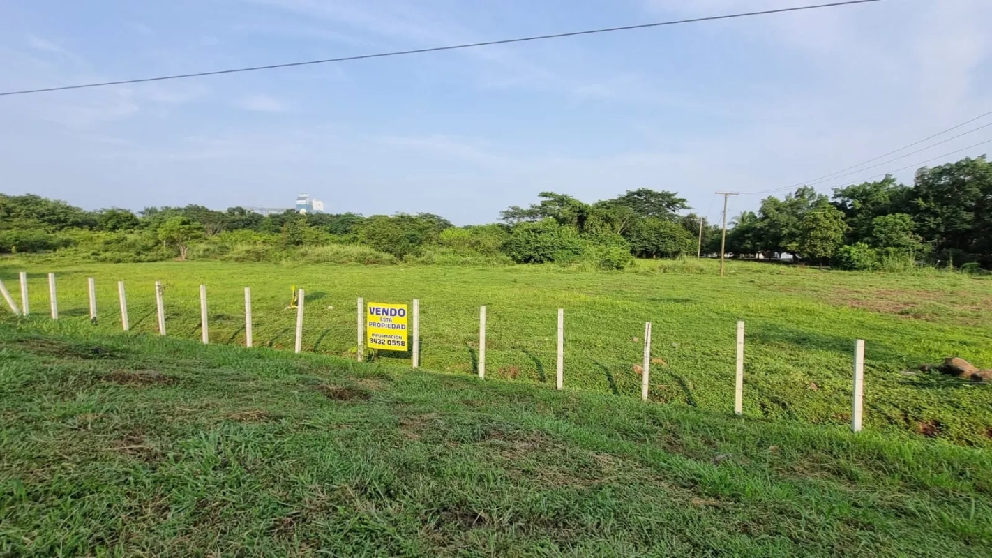 VENDO TERRENO AUTOPISTA PUERTO QUETZAL - Miniatura 8