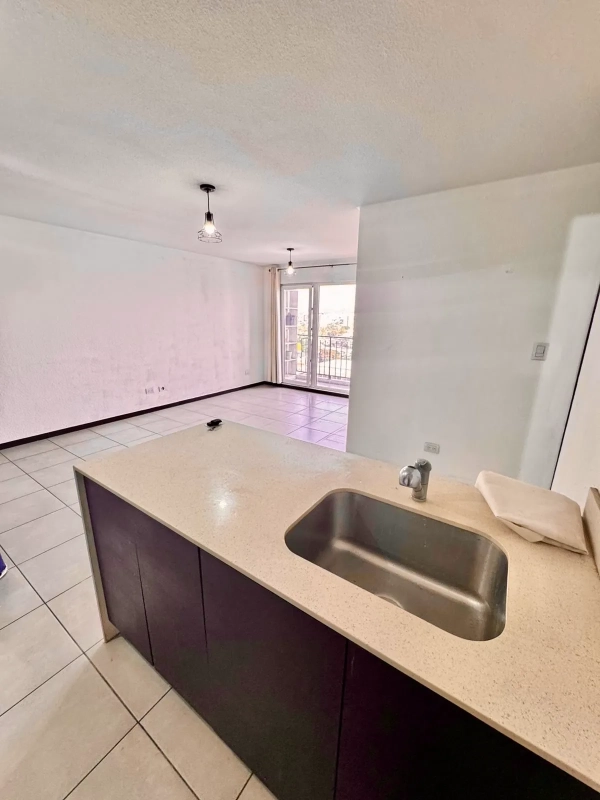 Zona 11 • Apartamento en renta • Edificio Parque 11