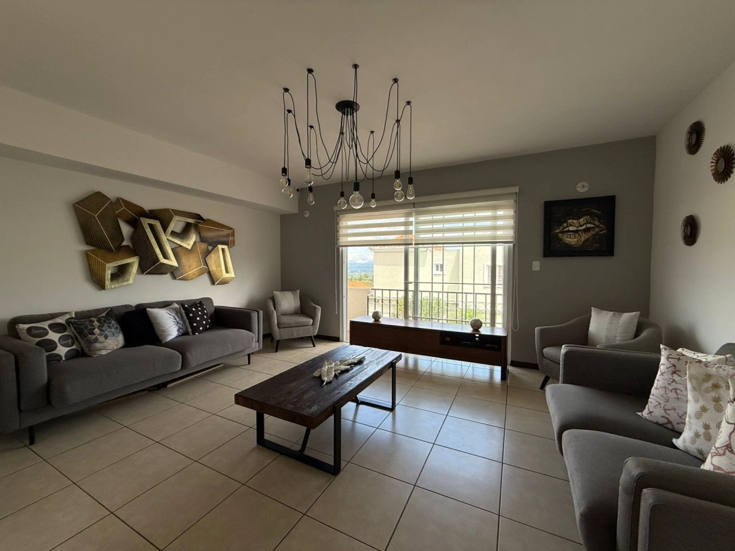 Renta de hermosa casa en Peñón de San Ángel, zona 2