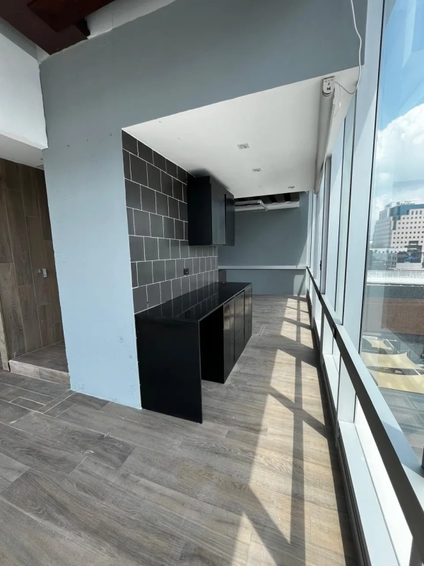 Oficina en Venta Zona 10 Ideal Inversionista codigo.CO35613