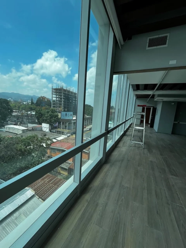 Oficina en Venta Zona 10 Ideal Inversionista codigo.CO35613