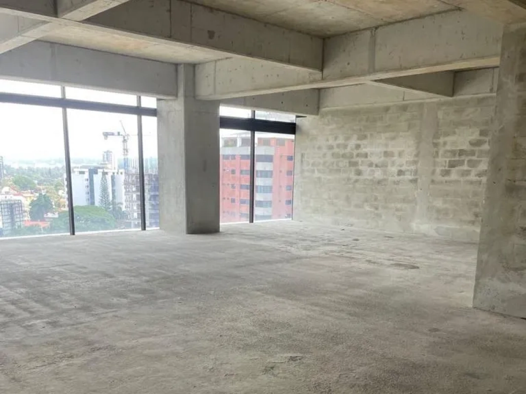 VENDO OFICINA ZONA 10, PARA ESTRENAR