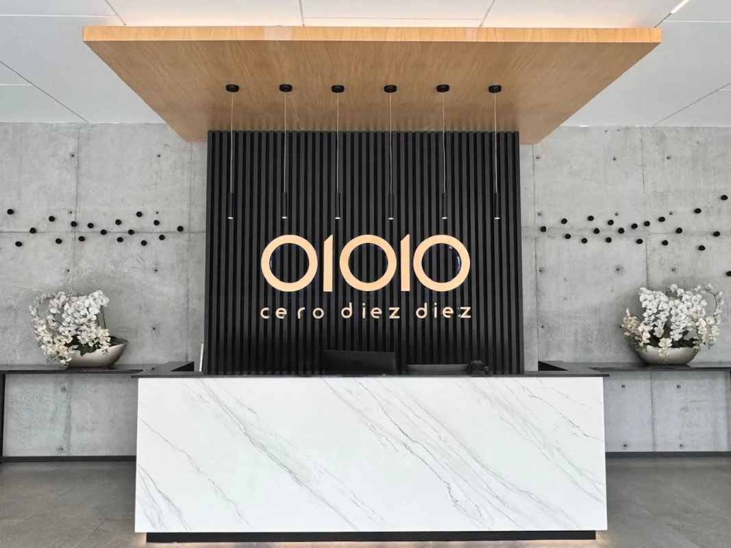 VENTA OFICINA ZONA 10, PARA ESTRENAR