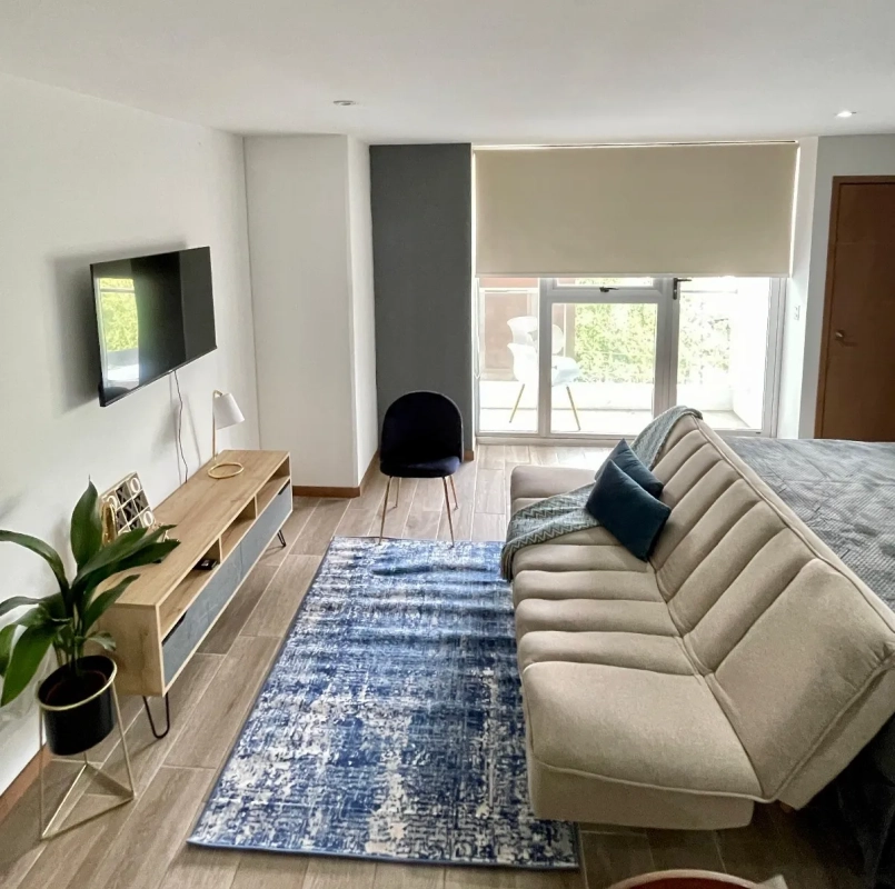 VENTA APARTAMENTO ZONA 14, AMUEBLADO