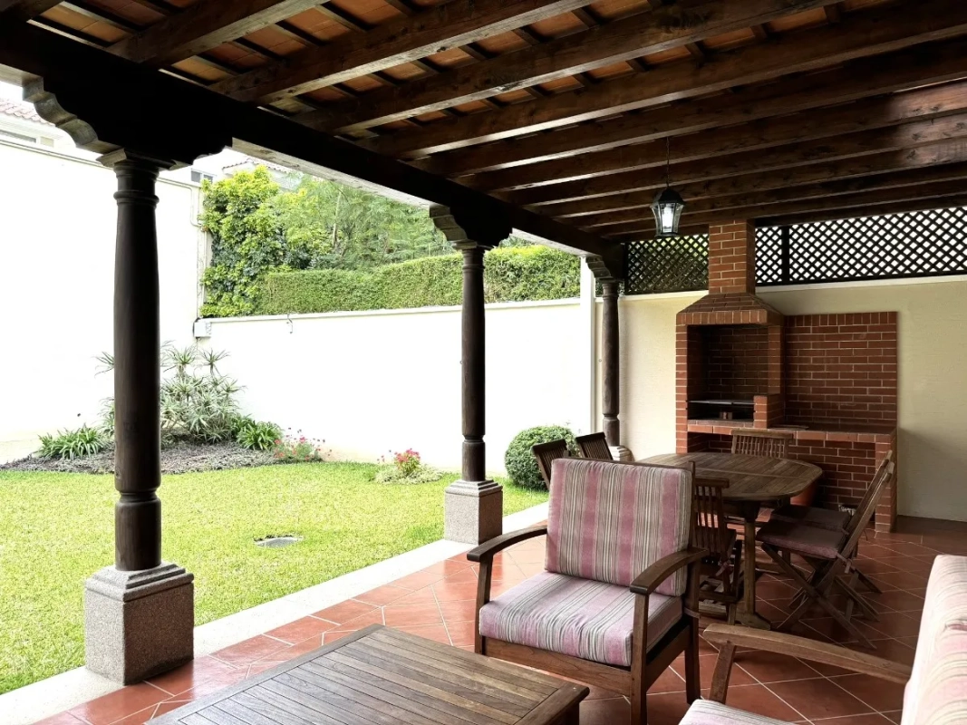 VENTA CASA CARRETERA A EL SALVADOR, PORTAL DEL BOSQUE