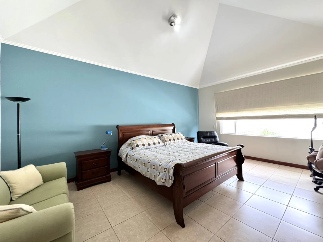 VENTA CASA CARRETERA A EL SALVADOR, PORTAL DEL BOSQUE