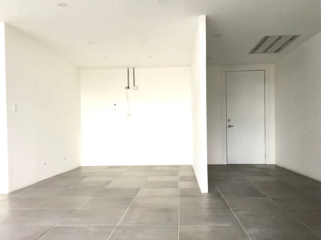 ALQUILER OFICINA ZONA 10, DESIGN CENTER