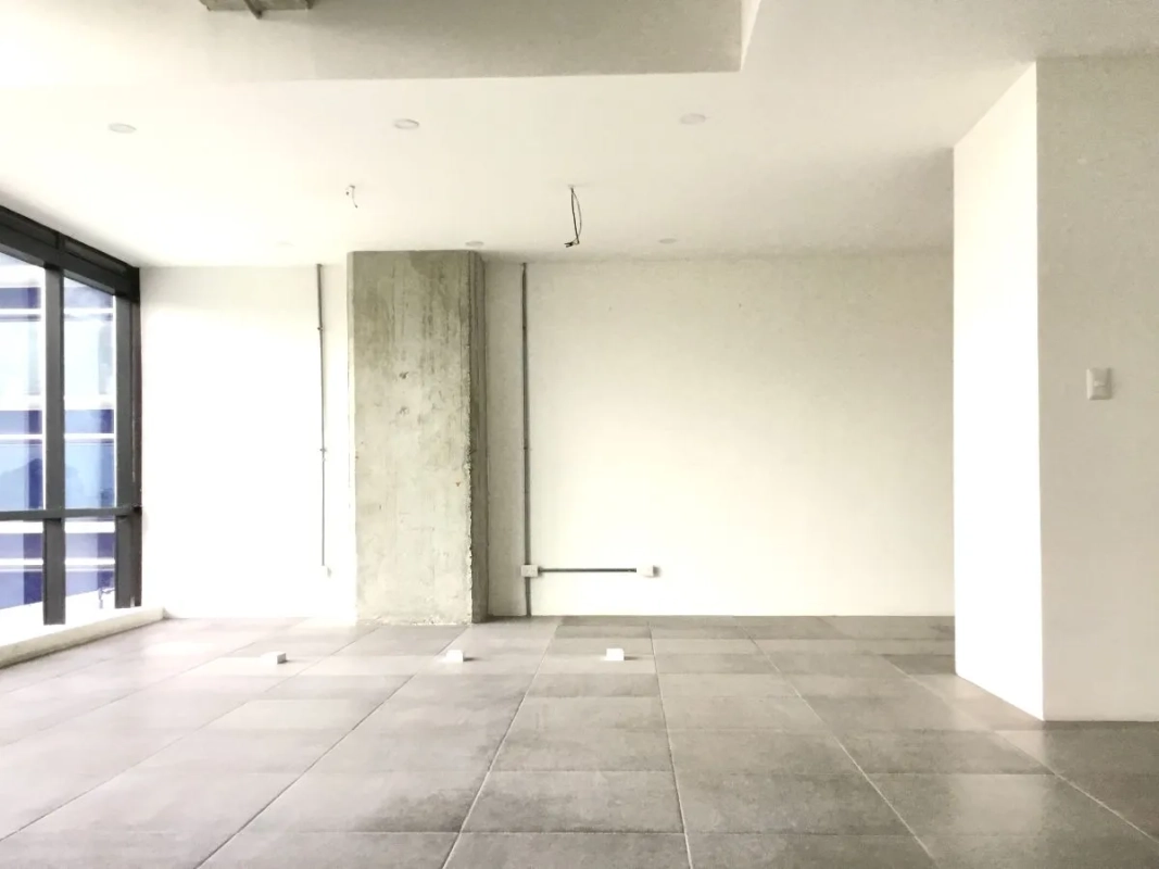 ALQUILER OFICINA ZONA 10, DESIGN CENTER