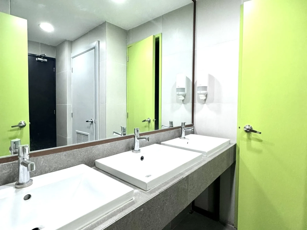 ALQUILER OFICINA ZONA 14, EUROPLAZA