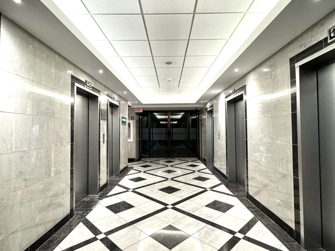 ALQUILER OFICINA ZONA 14, EUROPLAZA