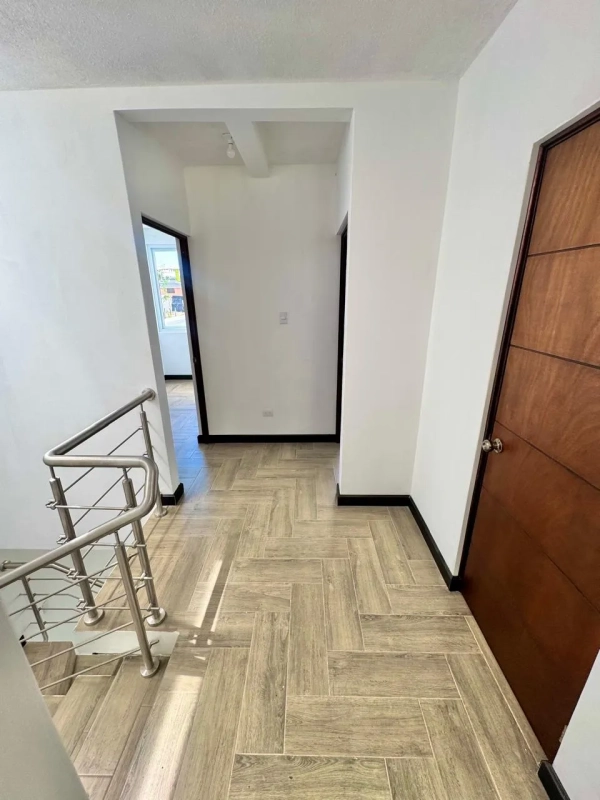 Venta Casa Hacienda Real, zona 16