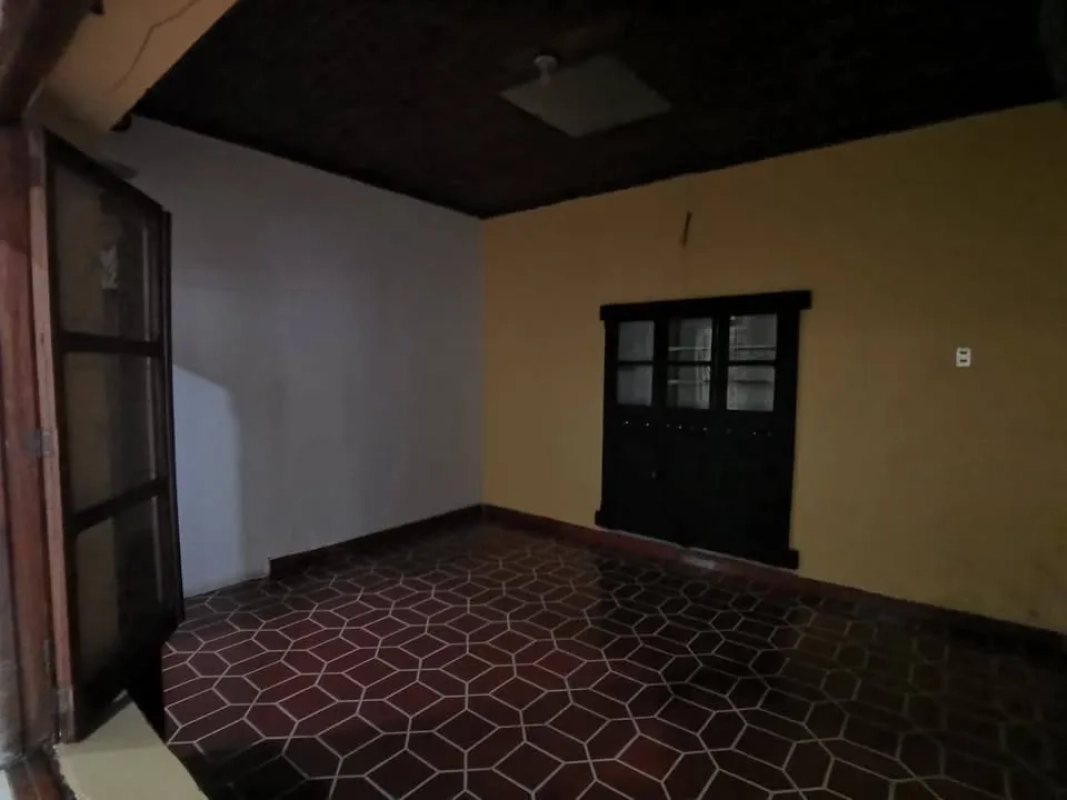 Propiedad para almacenaje en zona 10