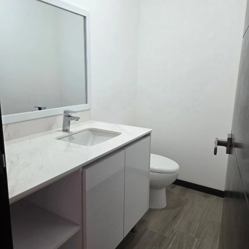 Apartamento en Venta 3 Habitaciones Zona 14 La Villa