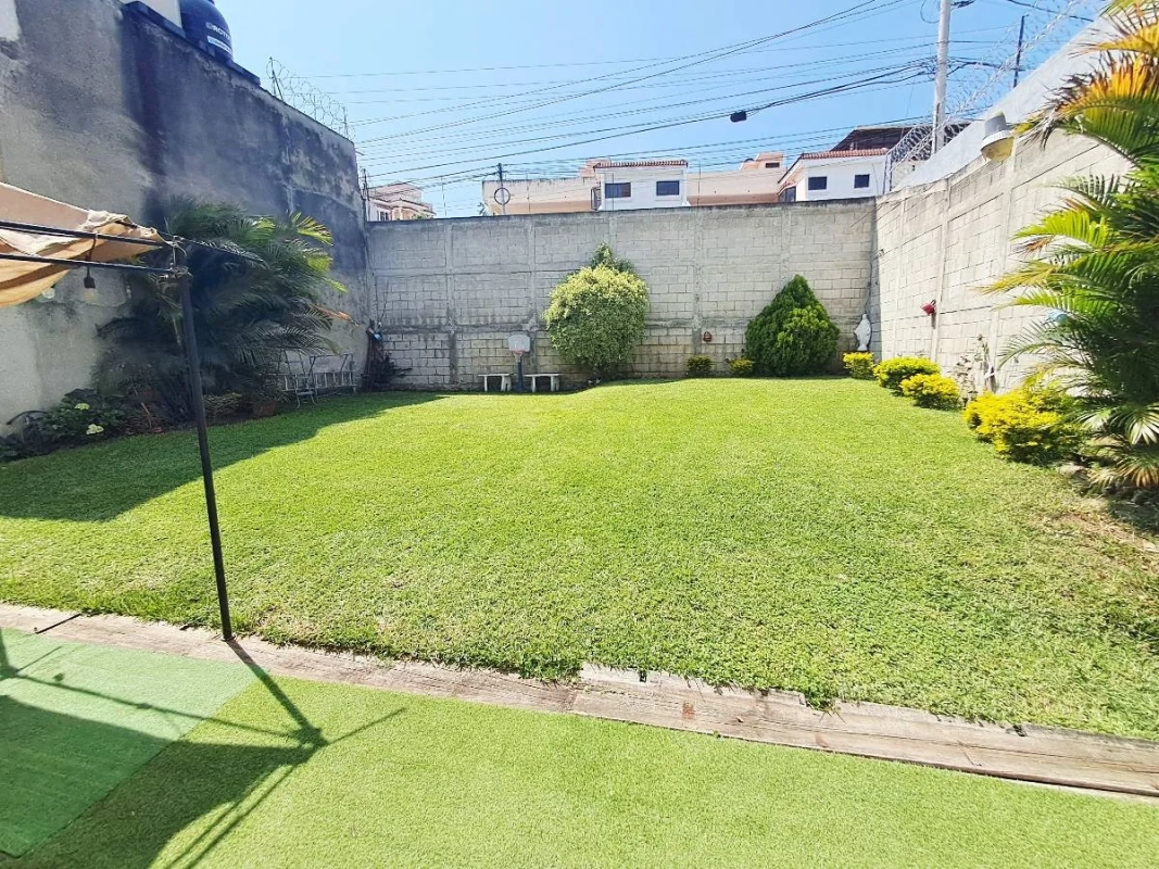 VENTA CASA EN SAN CRISTOBAL, LUCES VISTA AL VALLE B7