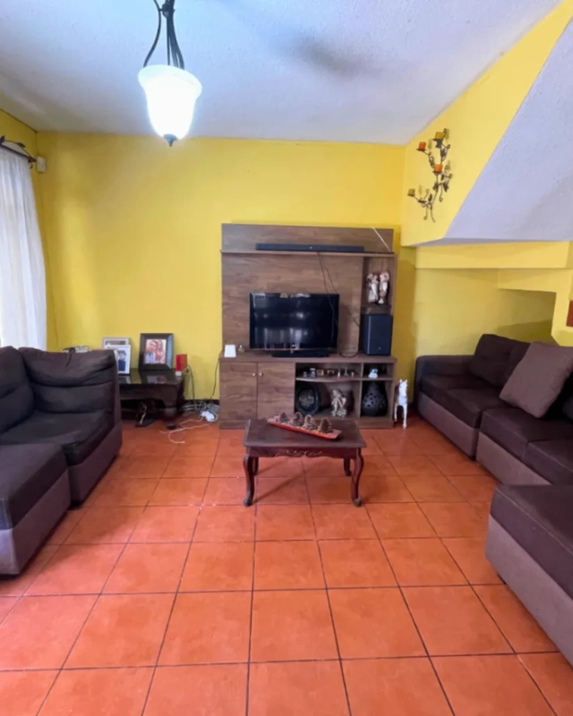 CASA EN VENTA SOBRE BOULEVARD PRINCIPAL | CIUDAD SAN CRISTÓBAL