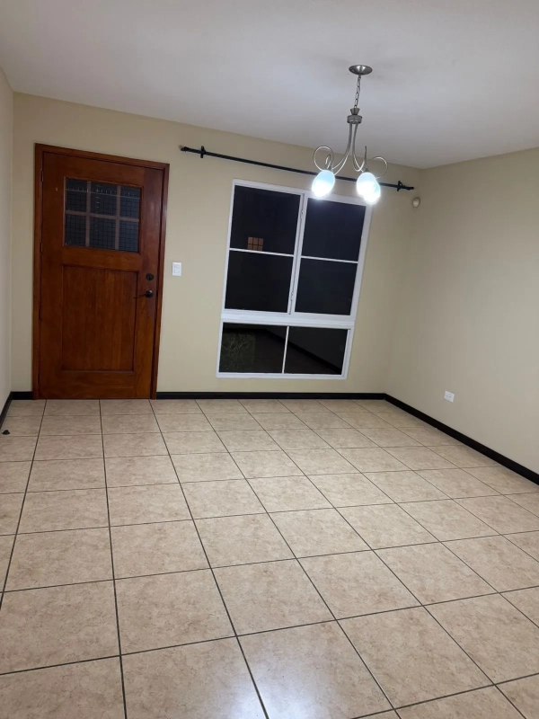 VENDO CASA EN CONDADO EL NARANJO – ZONA 4 DE MIXCO