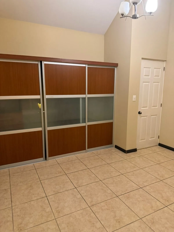 VENDO CASA EN CONDADO EL NARANJO – ZONA 4 DE MIXCO