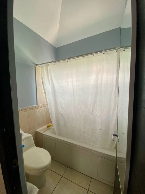 VENDO CASA EN VISTAS DE SAN ISIDRO ZONA 16