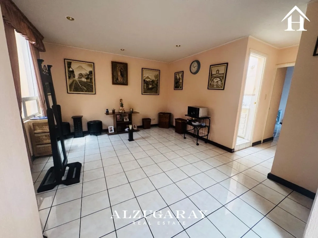 CASA C/ PÉRGOLA Z.15 – 3 HAB. / ÁREA EL PILAR