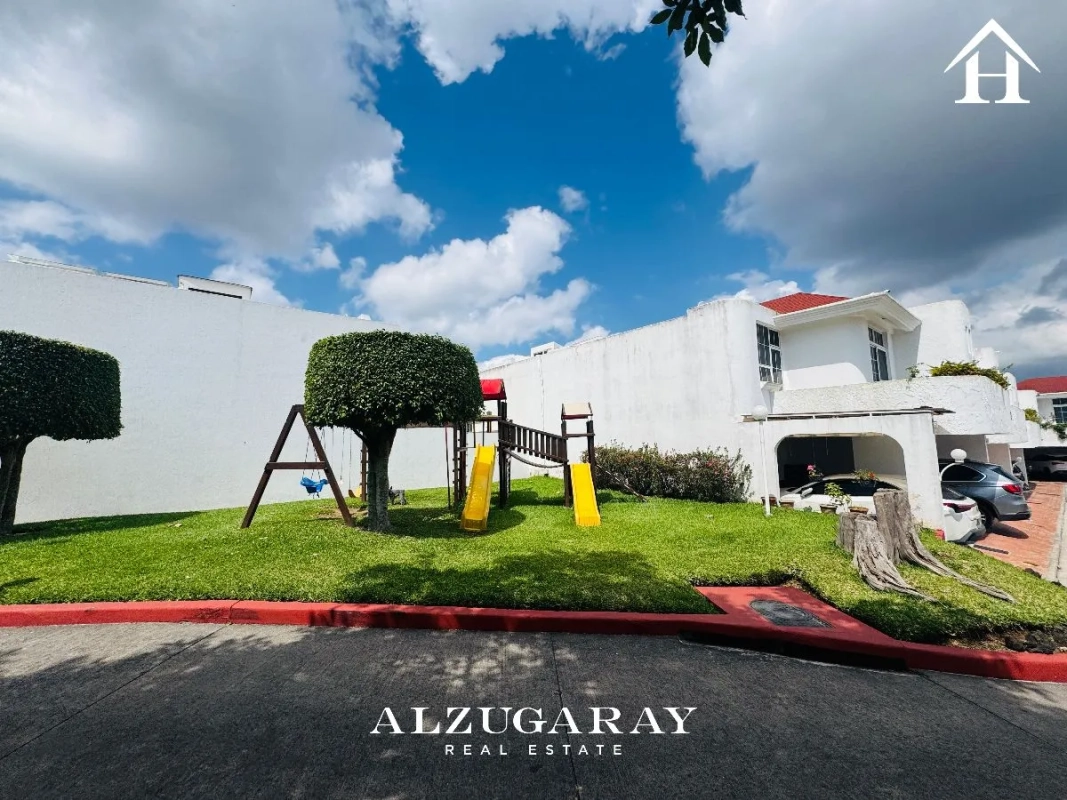 CASA C/ PÉRGOLA Z.15 – 3 HAB. / ÁREA EL PILAR