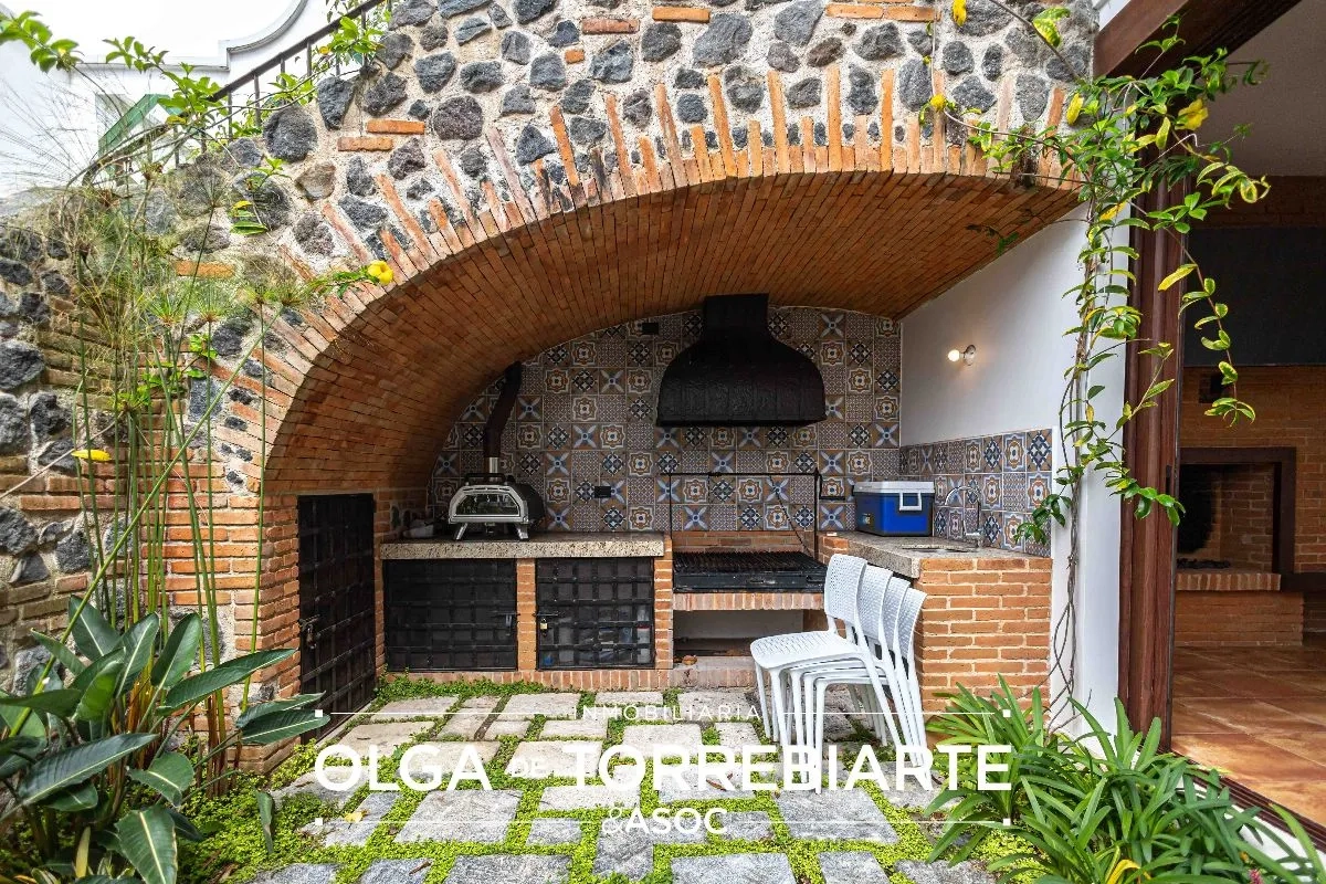 Casa en Hacienda del Comendador III, KM. 52.5 de la carretera a San Miguel Dueñas, San Miguel Dueñas, Sacatepéquez