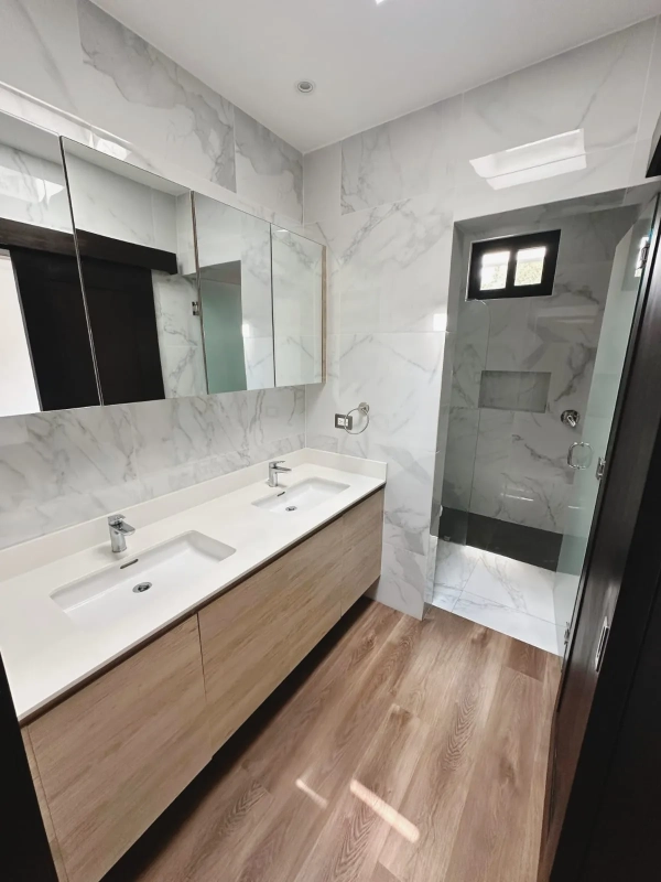 RENTO Casa Zona 10 Oakland