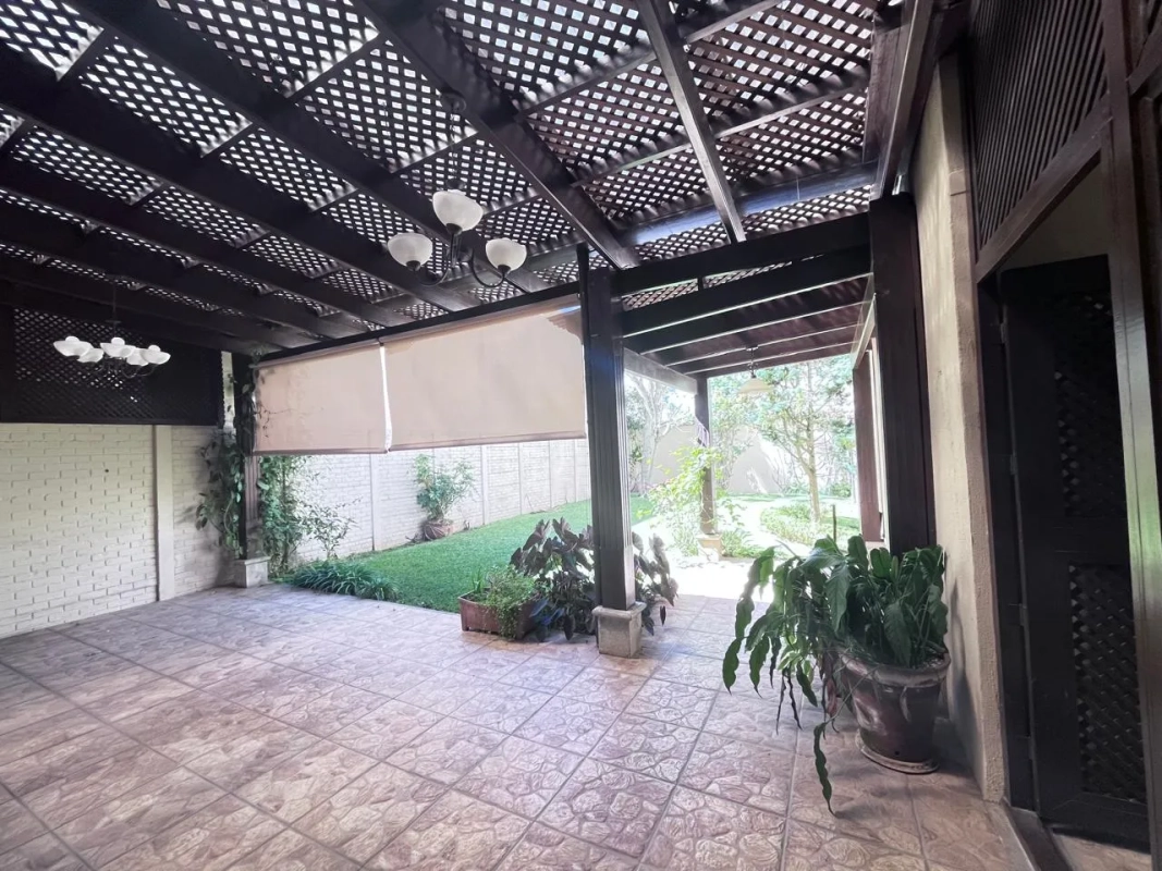 HERMOSA CASA EN BOSQUES DE LA FONTANA Z.4 MIXCO