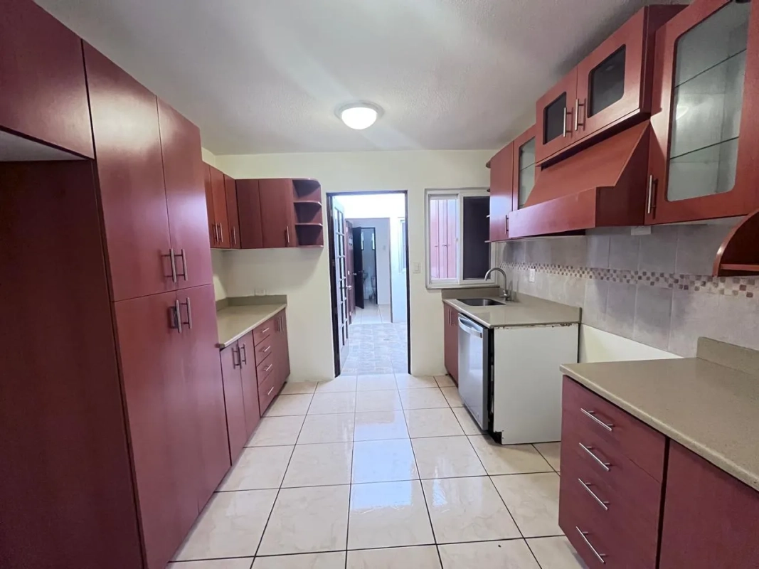 HERMOSA CASA EN BOSQUES DE LA FONTANA Z.4 MIXCO