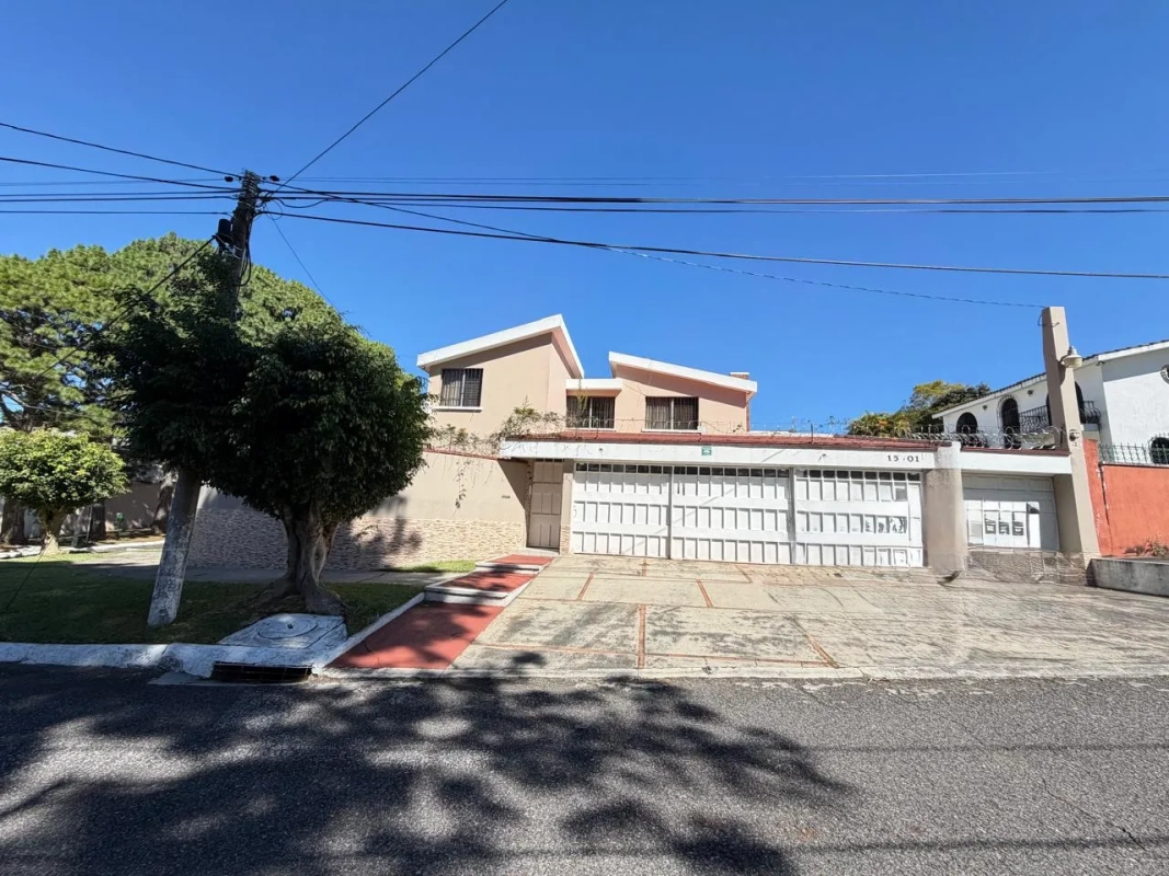 CASA DE ESQUINA 4 HABITACIONES