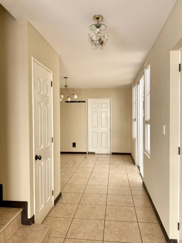 Casa en venta, Condado Naranjo, Condominio Santa Elena, Zona 4 de Mixco