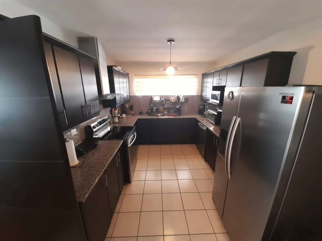 Casa en venta, Las Luces del Encinal, zona 7 de Mixco