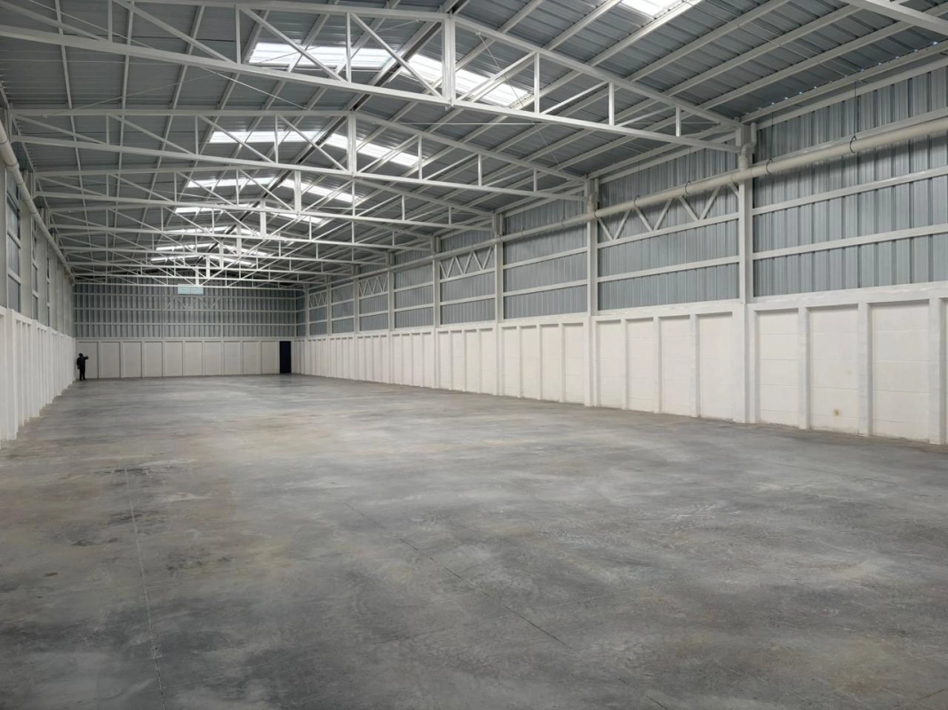 Bodegas en Cocales en Venta – Centro de Distribución y Almacenaje Clase A