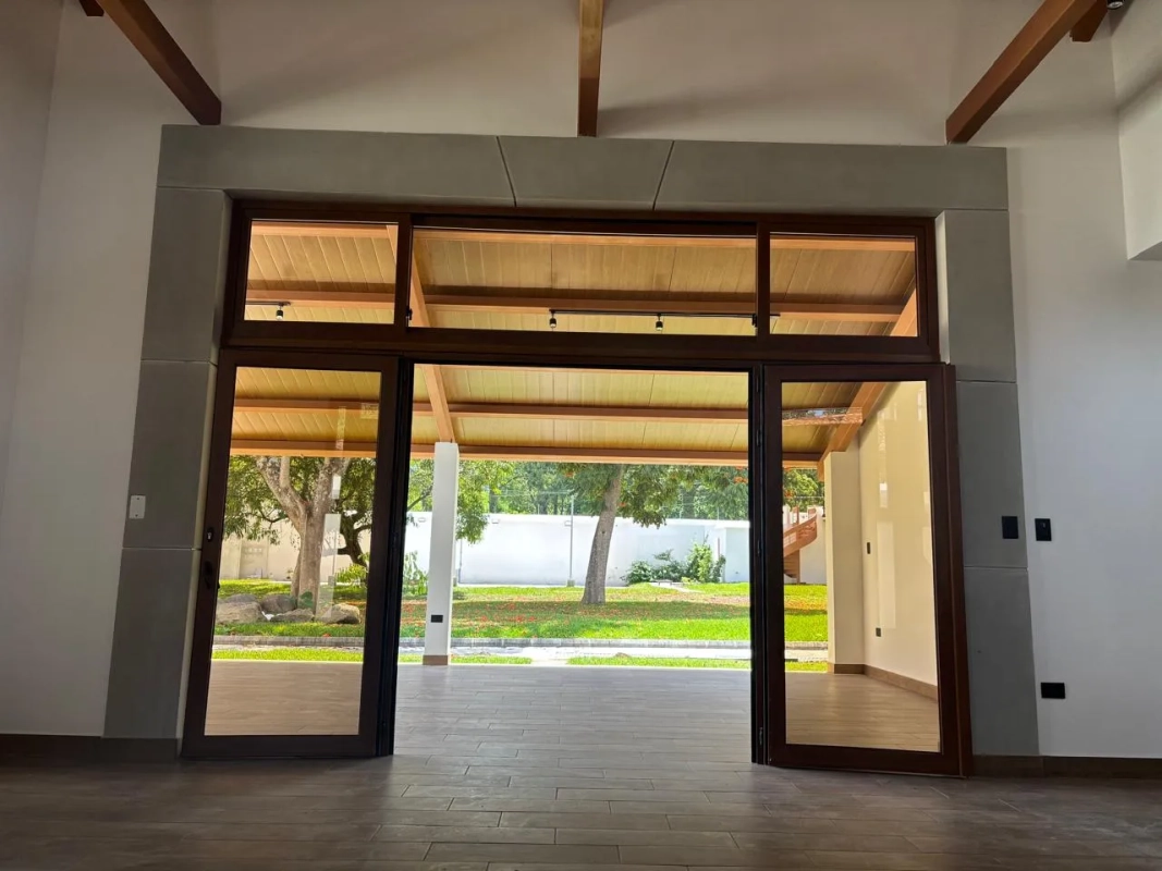 Rento casa nueva en Villas de Duero Antigua Guatemala