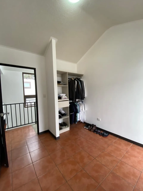 Casa AMUEBLADA en VENTA Antigua Guatemala - Miniatura 9
