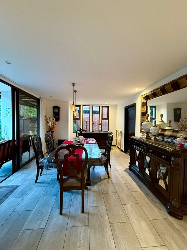 Casa en renta Antaria Buena Vista | Jardín amplio | Acceso Zona 10 y CAES