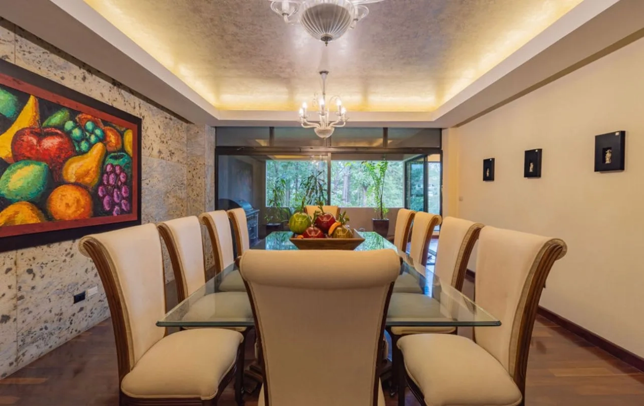 Venta de Casa en Zona 14