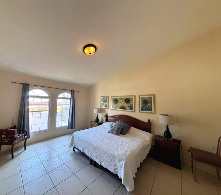 CASA EN VENTA CONDOMINIO LAS ORQUÍDEAS SECTOR A-1 SAN CRISTÓBAL ZONA 8 MIXCO