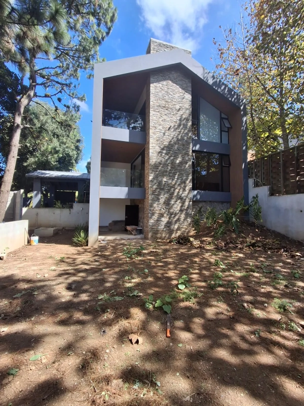 CASA EN ALQUILER EN SANTA ROSALIA