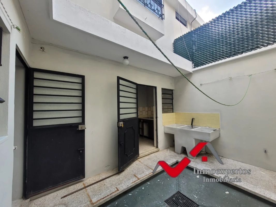 CASA EN RENTA ZONA 15 VISTA HERMOSA II