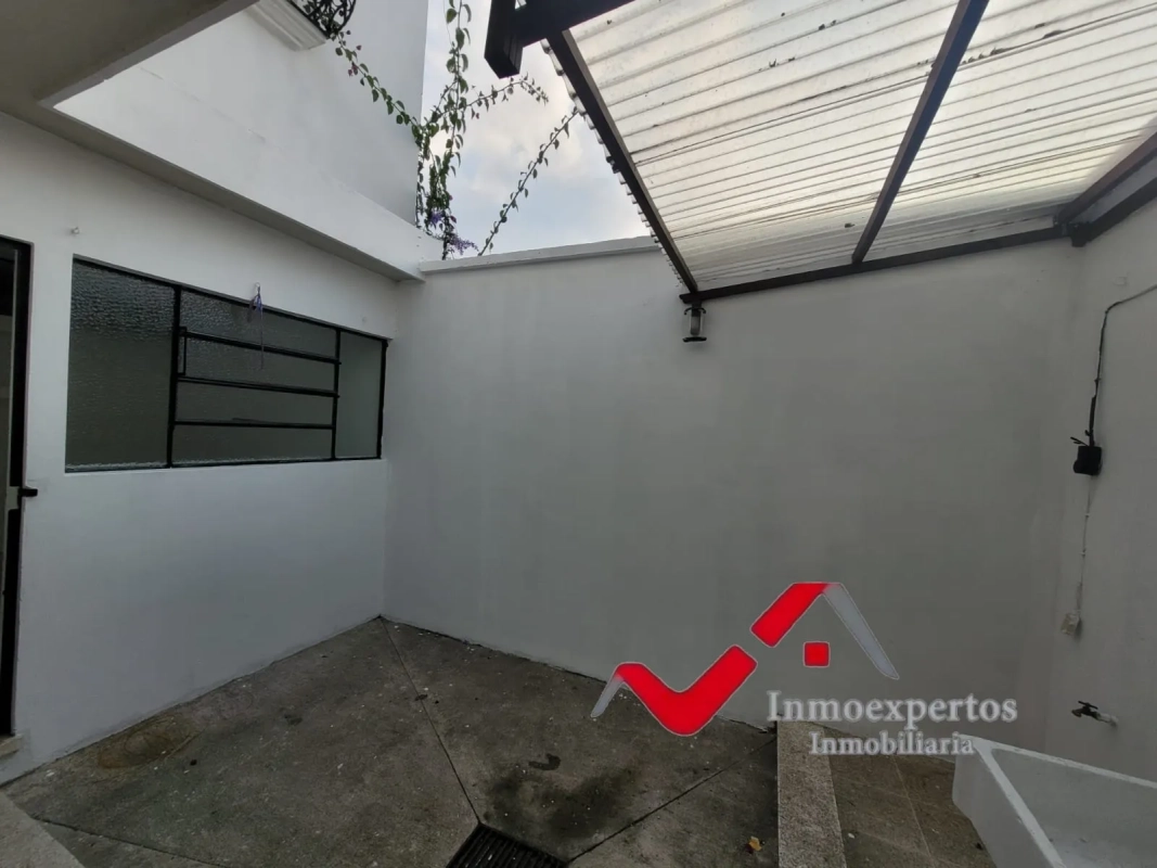 CASA EN RENTA ZONA 15 VISTA HERMOSA II