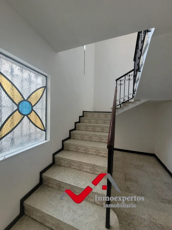 CASA EN RENTA ZONA 15 VISTA HERMOSA II